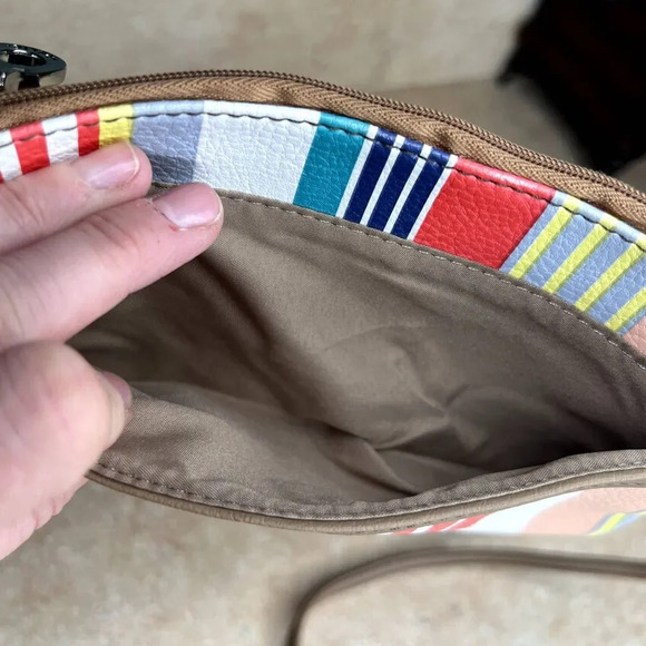 Crossbody Striped‎ Multicolor Wallet - Picture 10 of 14